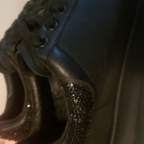 STEVE MADDEN " GASP" SNEAKERS - Picture 4 of 6